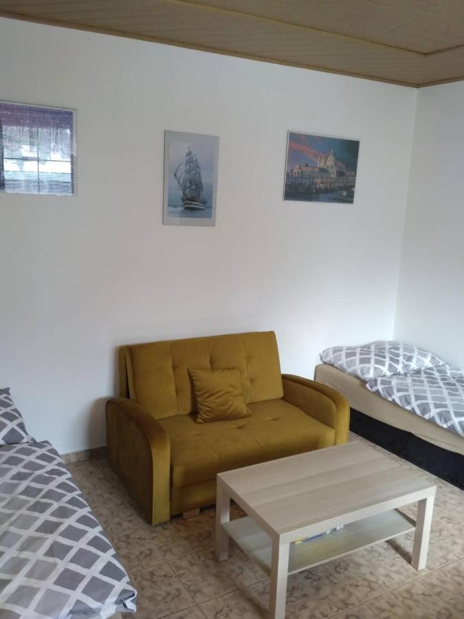 Apartma Doubek Рокитніце-над-Їзероу Екстер'єр фото
