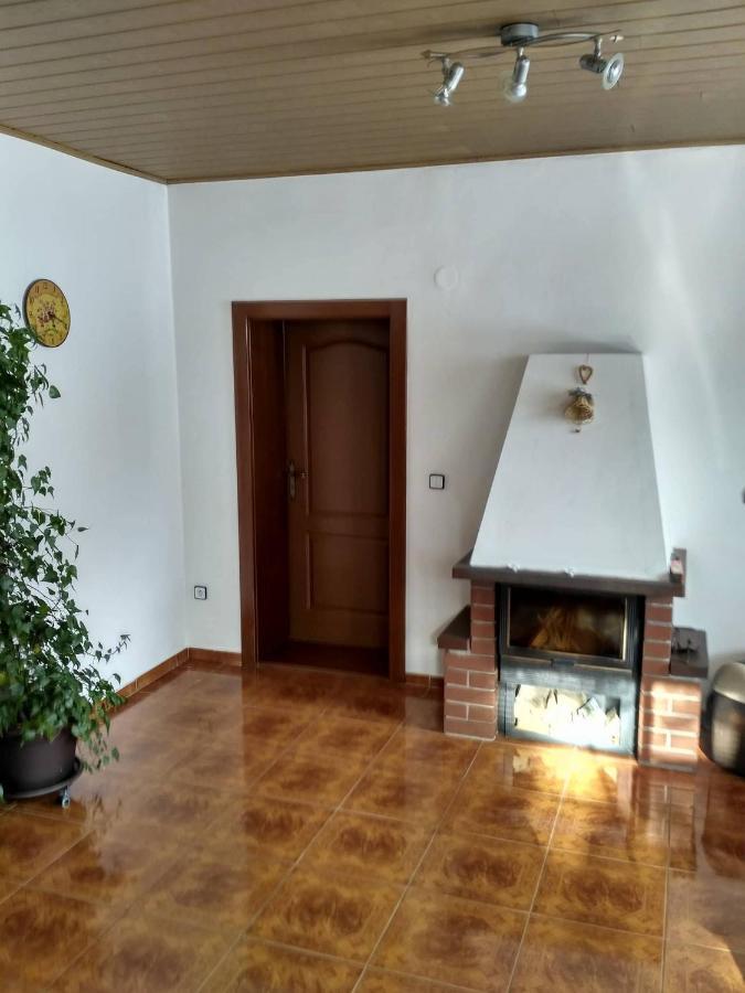 Apartma Doubek Рокитніце-над-Їзероу Екстер'єр фото